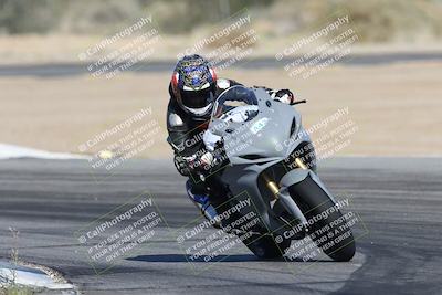 media/Jan-15-2026-Racers Edge (Thu) [[dfebeb70ab]]/2-A Group/Session 5 Turn 2/